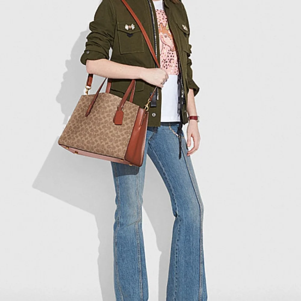 Authentic Coach Charlie Carryall